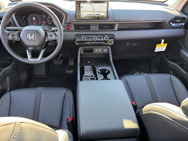 new 2025 Honda Pilot car, priced at $49,544