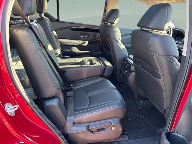 new 2025 Honda Pilot car, priced at $49,544