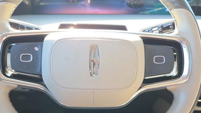 used 2024 Lincoln Nautilus car, priced at $42,500