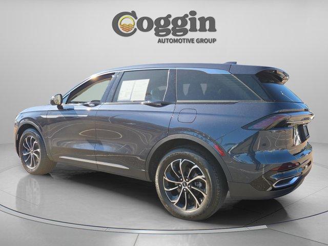 used 2024 Lincoln Nautilus car, priced at $42,500