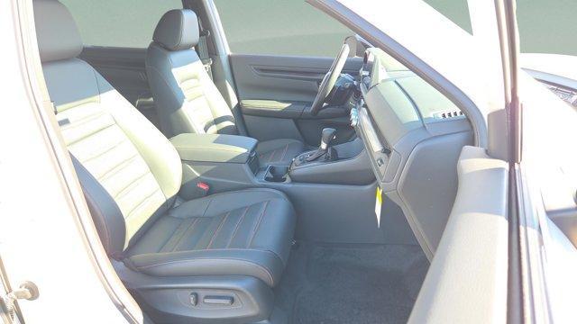 new 2026 Honda CR-V Hybrid car, priced at $39,589