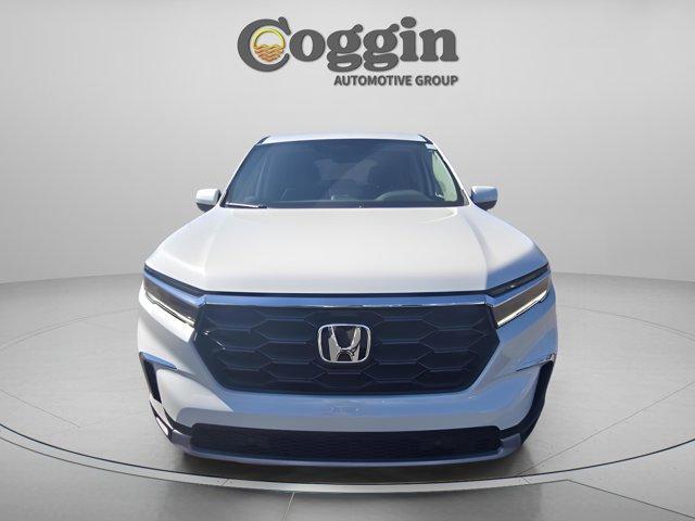 new 2025 Honda Pilot car, priced at $46,238