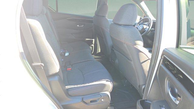 used 2025 Honda Pilot car, priced at $37,600