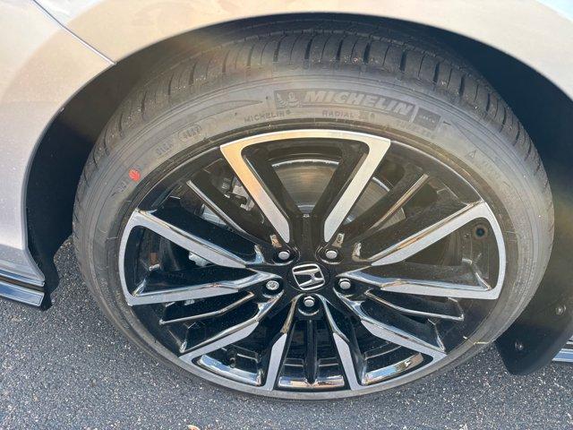 new 2025 Honda Accord Hybrid car, priced at $38,661