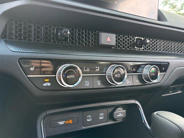 new 2026 Honda CR-V Hybrid car, priced at $39,157