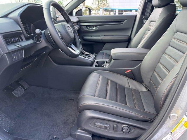 new 2026 Honda CR-V Hybrid car, priced at $39,157