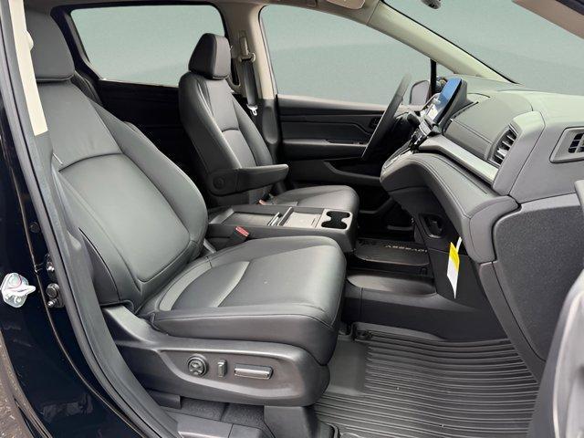 new 2026 Honda Odyssey car, priced at $43,679