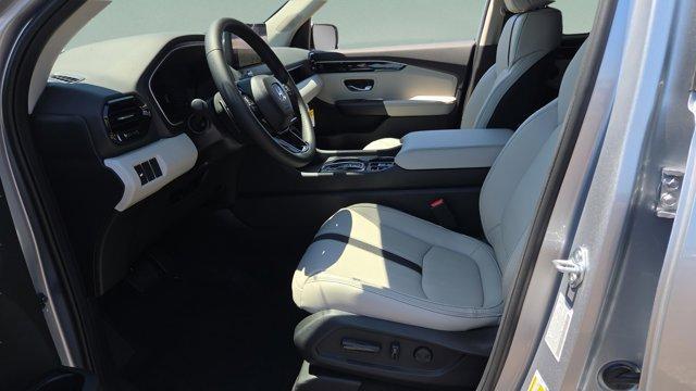 new 2026 Honda Pilot car, priced at $43,631