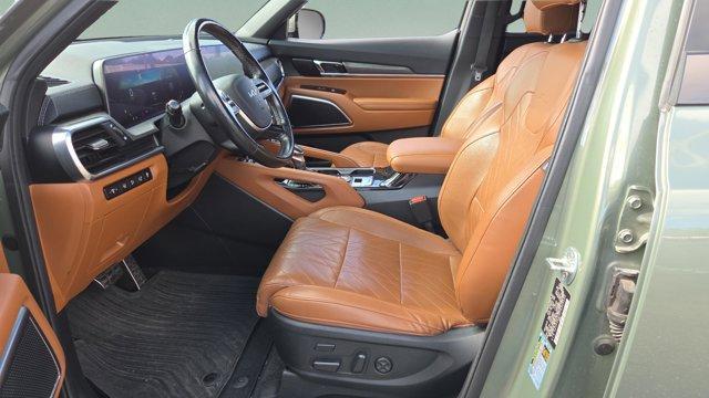 used 2023 Kia Telluride car, priced at $33,000