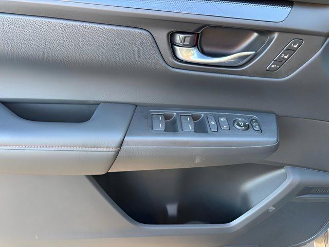 new 2026 Honda CR-V Hybrid car, priced at $39,157