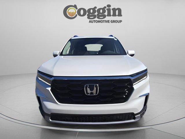 new 2025 Honda Pilot car, priced at $48,448