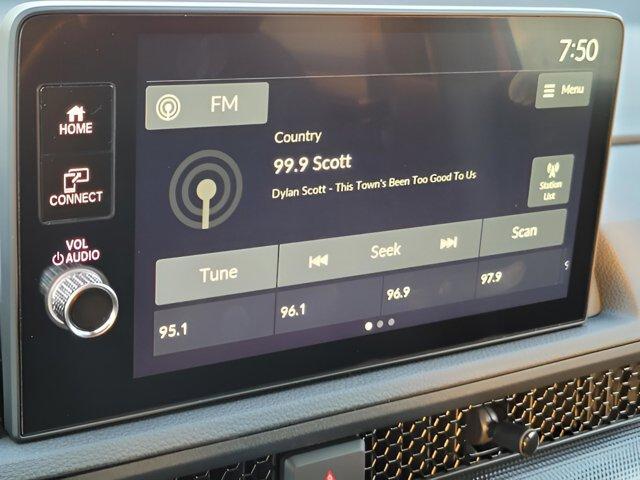 new 2026 Honda CR-V Hybrid car, priced at $39,660