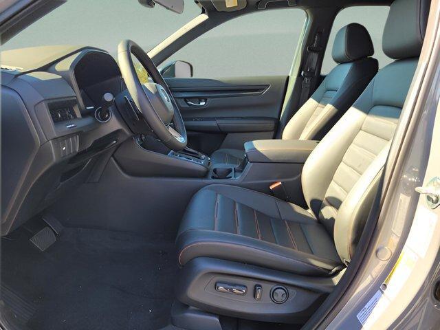 new 2026 Honda CR-V Hybrid car, priced at $39,589