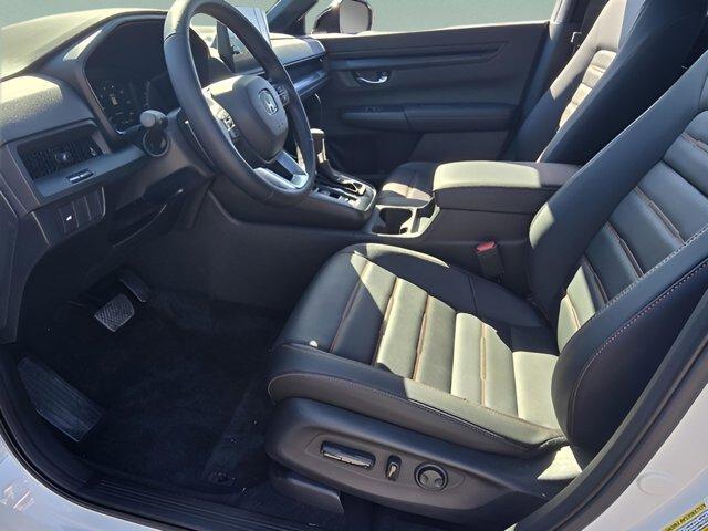 new 2026 Honda CR-V Hybrid car, priced at $39,589