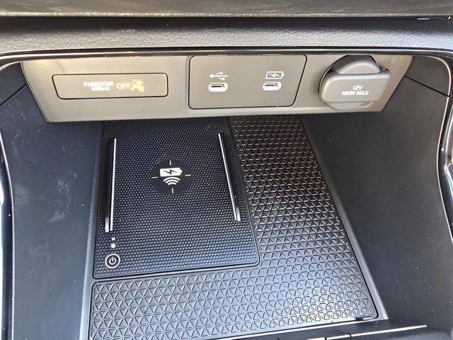 new 2026 Honda CR-V Hybrid car, priced at $39,589