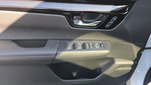 new 2026 Honda CR-V Hybrid car, priced at $42,364