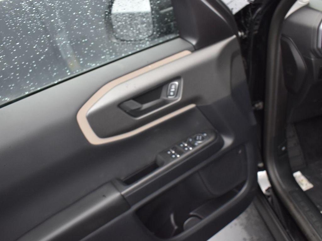 new 2025 Ford Bronco Sport car, priced at $32,160