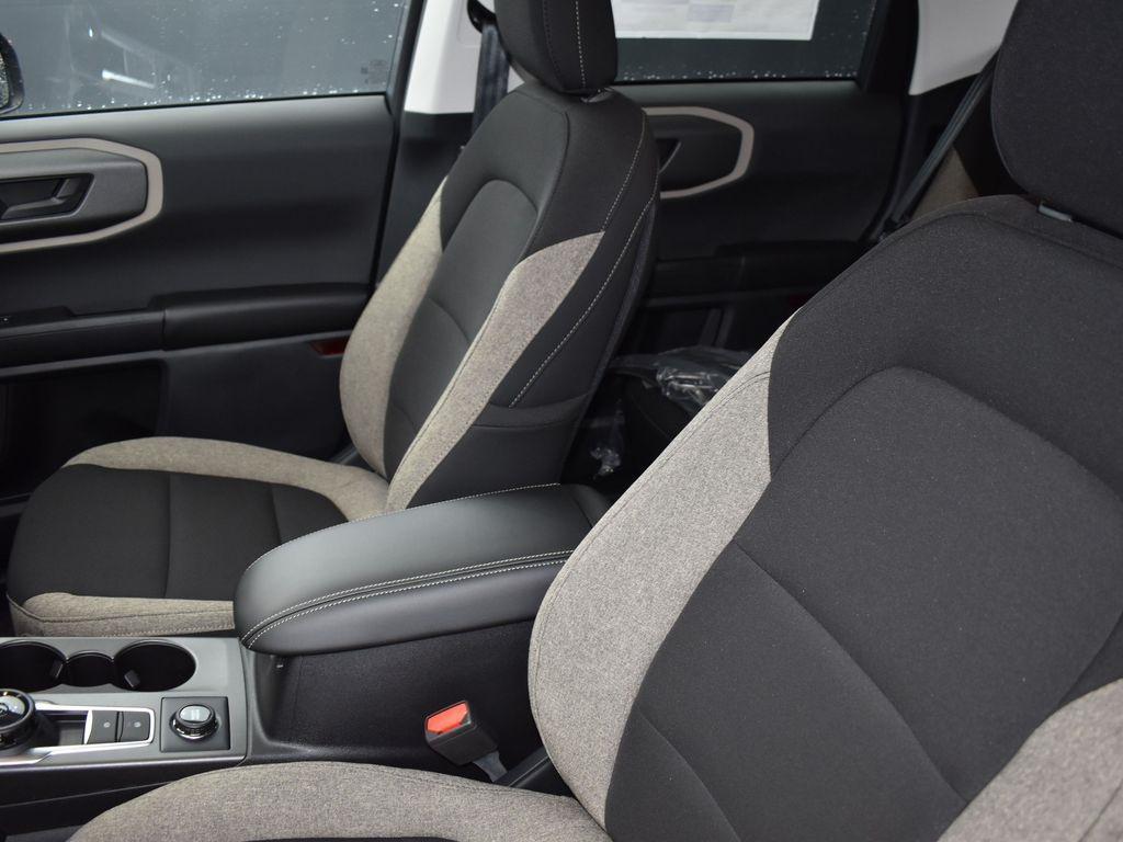 new 2025 Ford Bronco Sport car, priced at $32,160