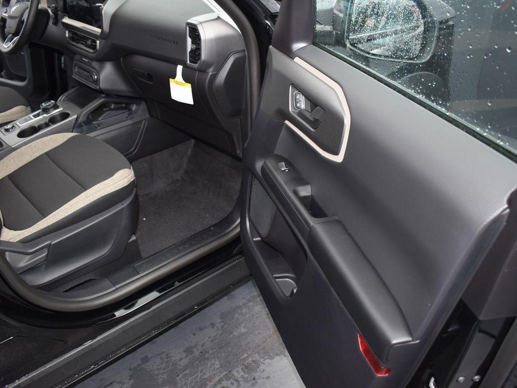 new 2025 Ford Bronco Sport car, priced at $32,160