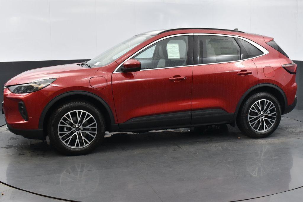 new 2025 Ford Escape PHEV car, priced at $33,988