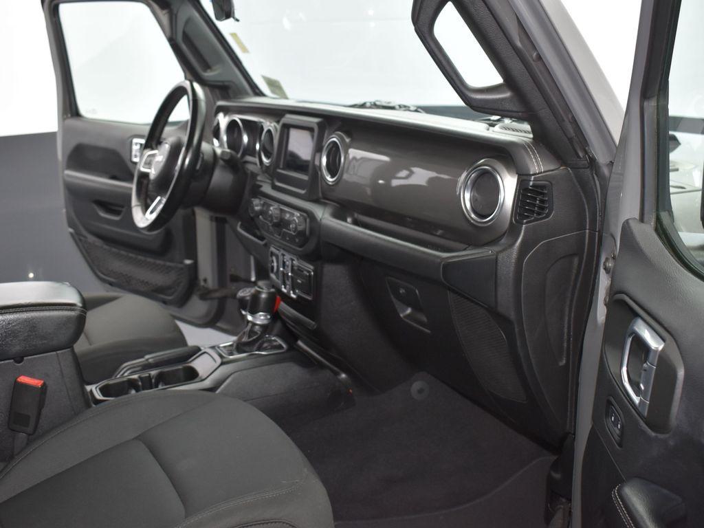 used 2021 Jeep Wrangler Unlimited car, priced at $24,491