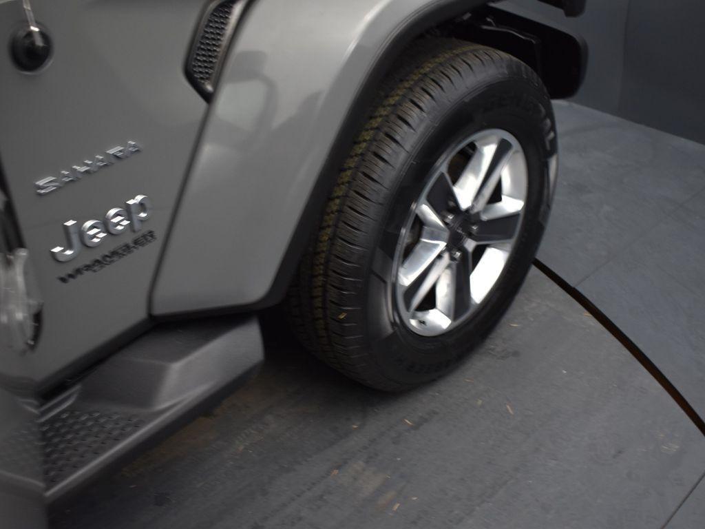 used 2021 Jeep Wrangler Unlimited car, priced at $24,491