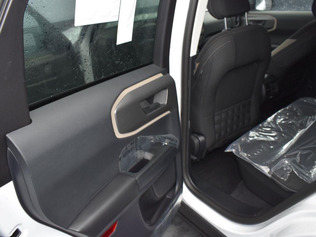 new 2025 Ford Bronco Sport car, priced at $31,580