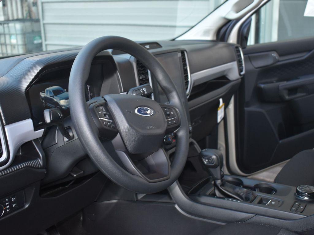 new 2025 Ford Ranger car, priced at $35,400