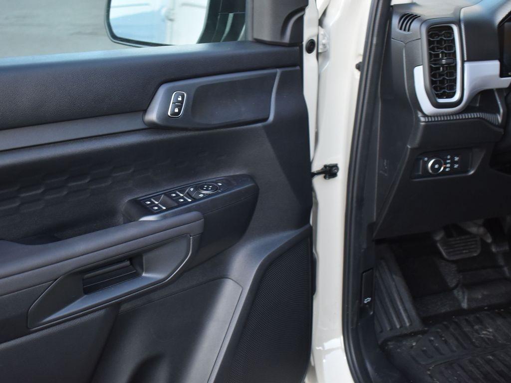 new 2025 Ford Ranger car, priced at $35,400