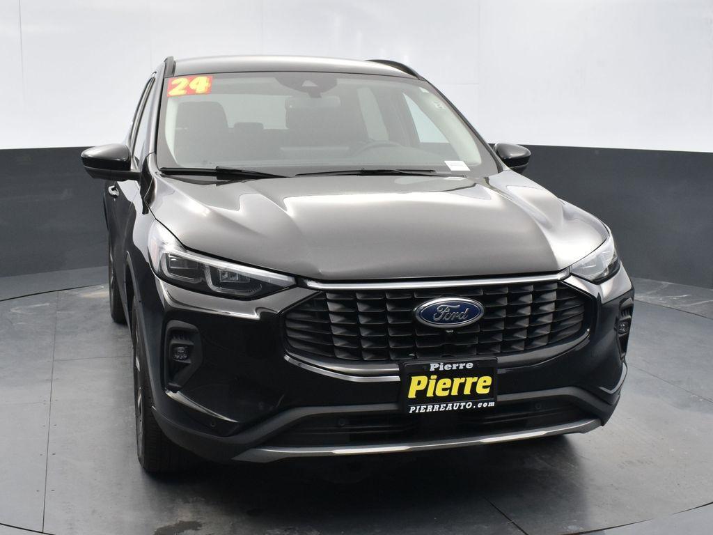 used 2024 Ford Escape car, priced at $28,075
