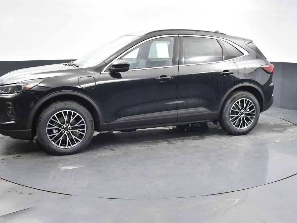 new 2025 Ford Escape PHEV car, priced at $35,961