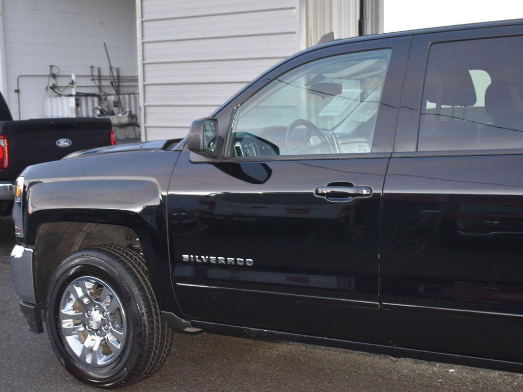 used 2017 Chevrolet Silverado 1500 car, priced at $18,991