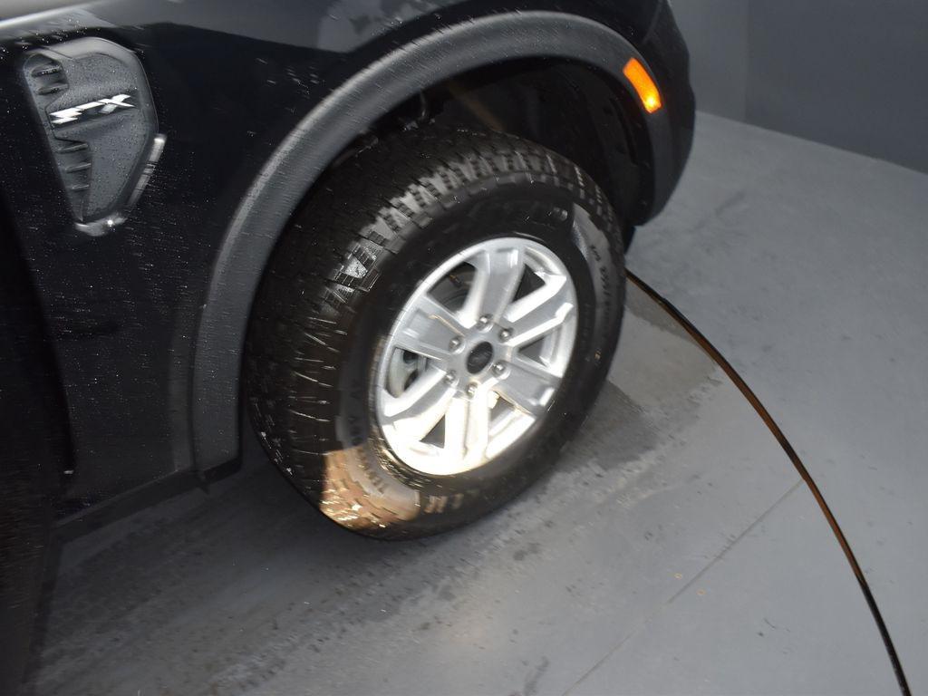 new 2025 Ford Ranger car, priced at $35,435