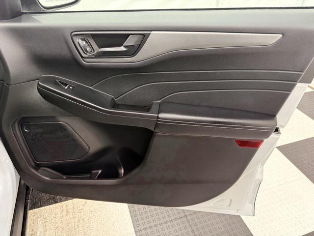 used 2025 Ford Escape car, priced at $24,491