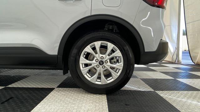 used 2025 Ford Escape car, priced at $24,491