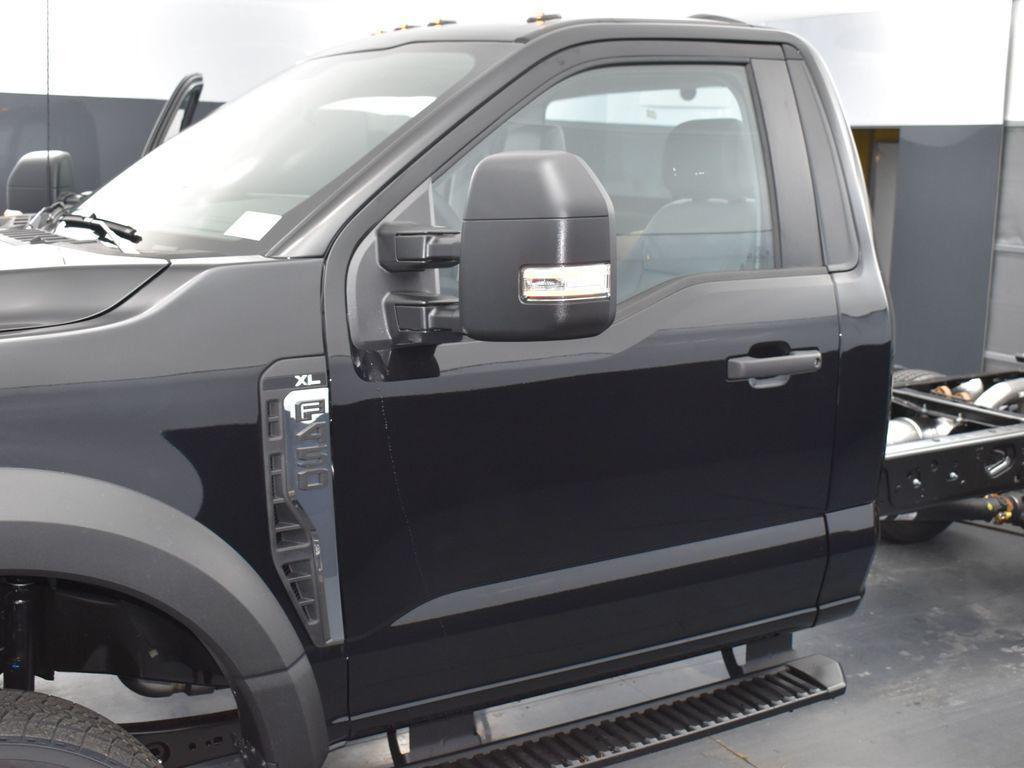 new 2026 Ford F-450 car, priced at $60,185