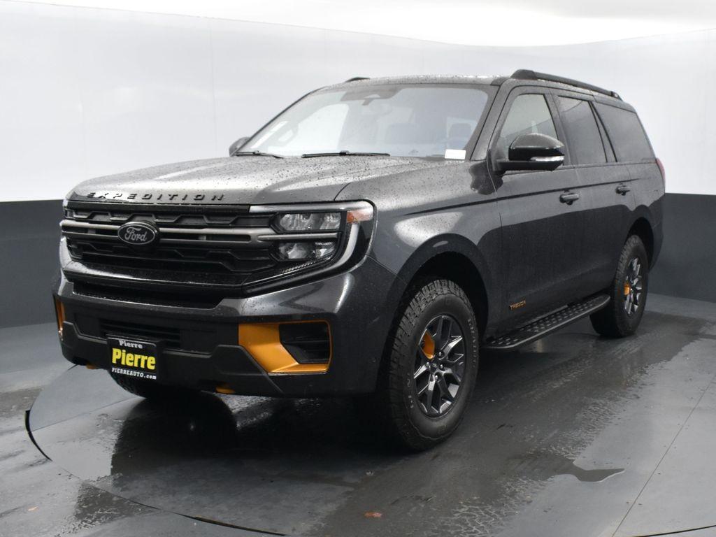 new 2025 Ford Expedition car, priced at $82,999
