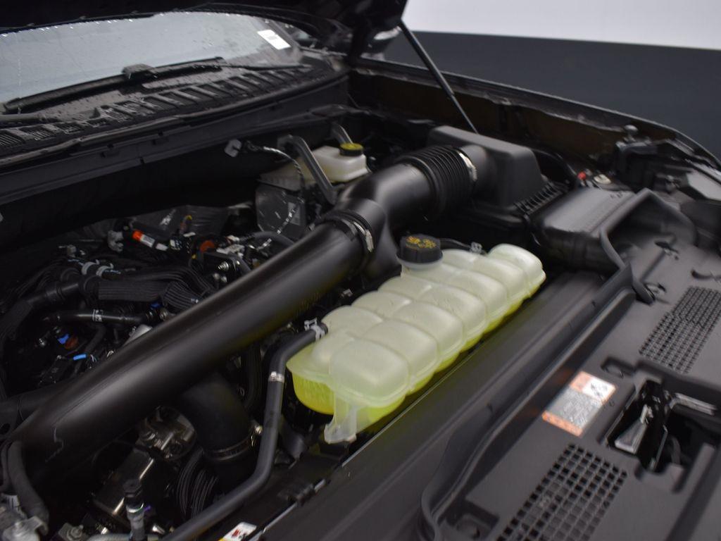 new 2025 Ford Expedition car, priced at $82,999