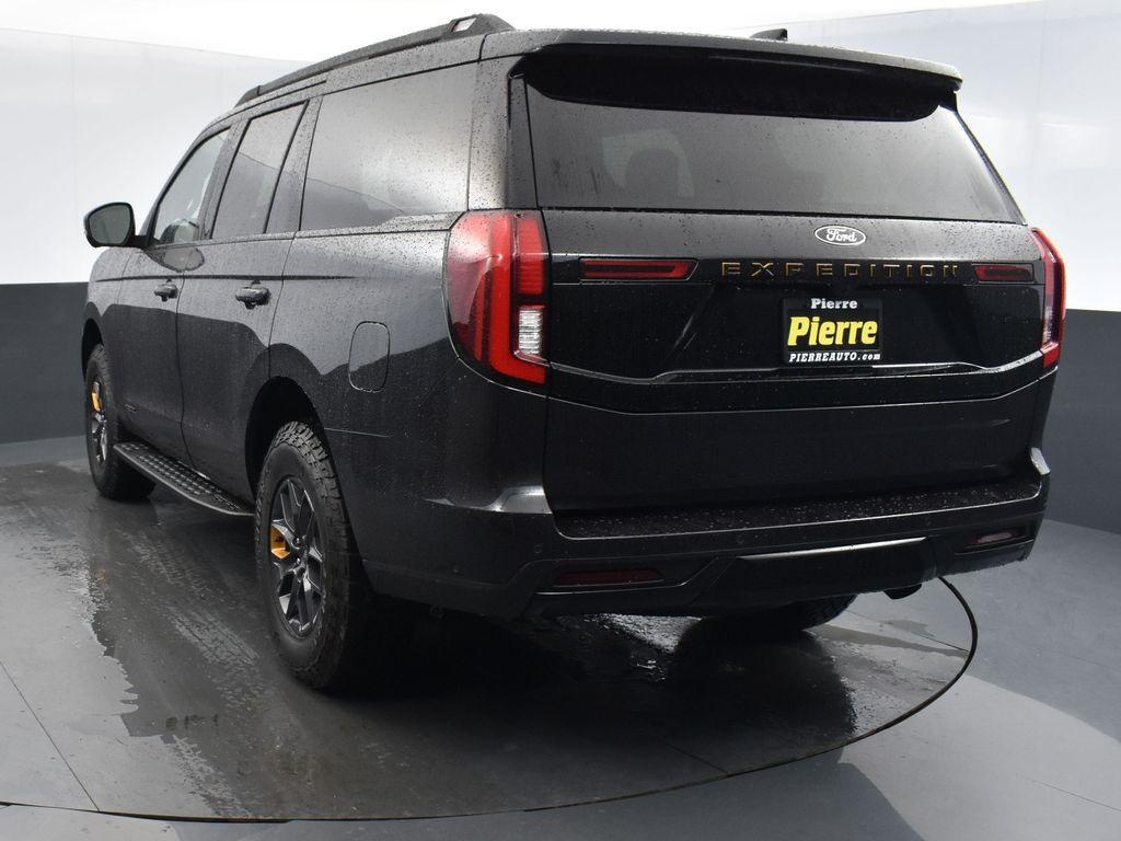new 2025 Ford Expedition car, priced at $82,999