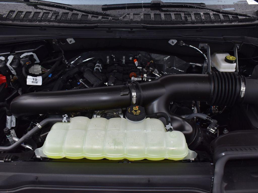 new 2025 Ford Expedition car, priced at $82,999