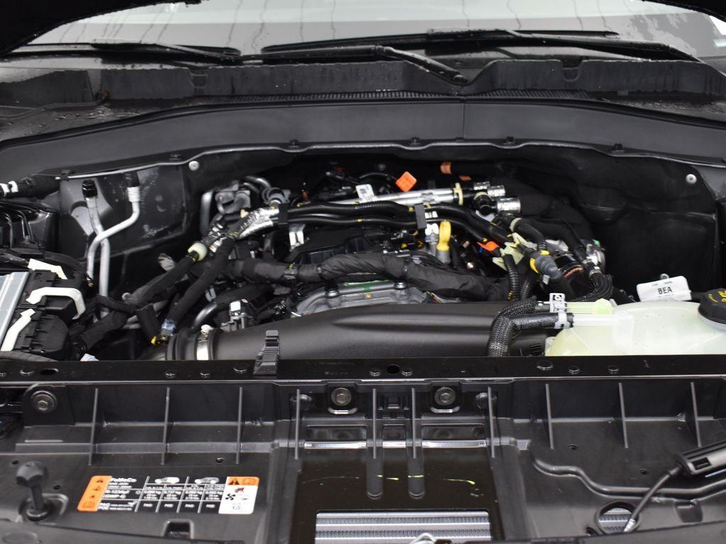 new 2025 Ford Explorer car, priced at $40,988