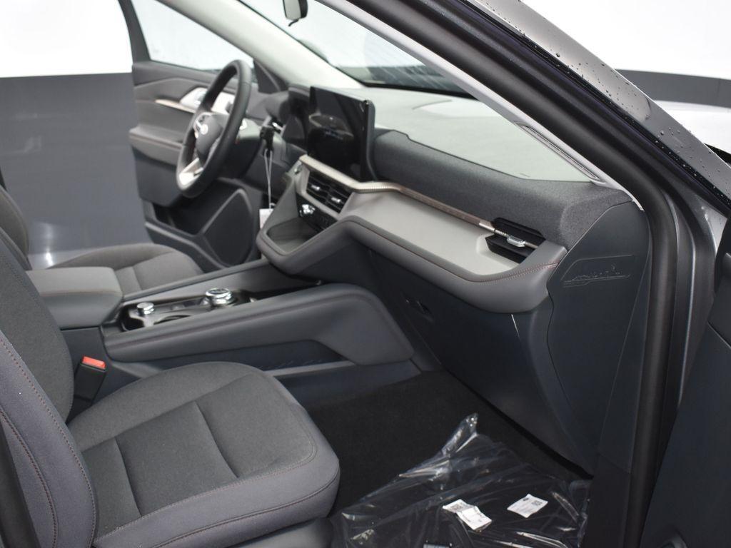 new 2025 Ford Explorer car, priced at $40,988