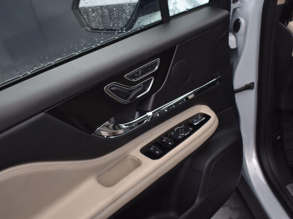 new 2025 Lincoln Corsair car, priced at $46,995