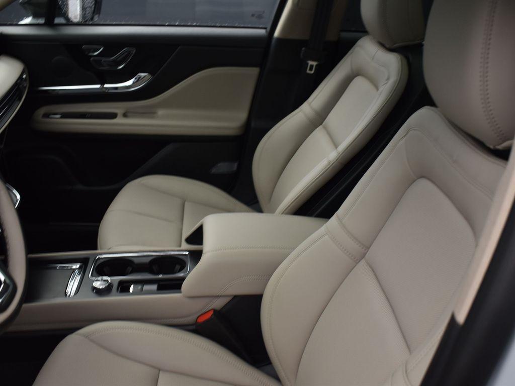 new 2025 Lincoln Corsair car, priced at $46,995