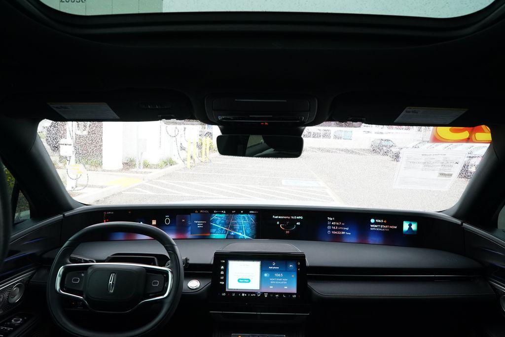 used 2025 Lincoln Nautilus car, priced at $59,411