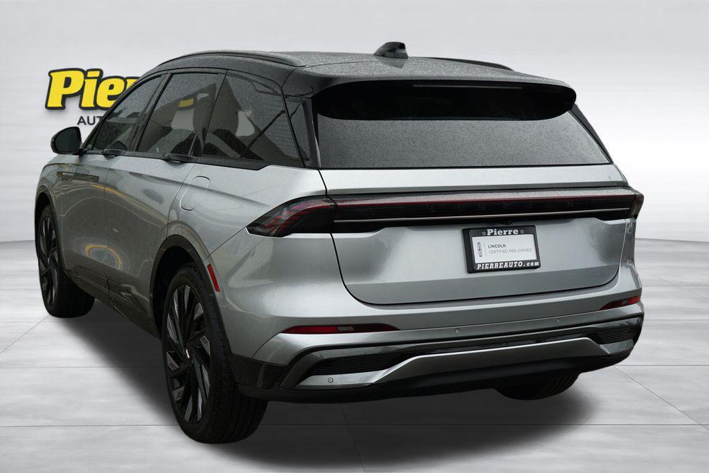 used 2025 Lincoln Nautilus car, priced at $59,411