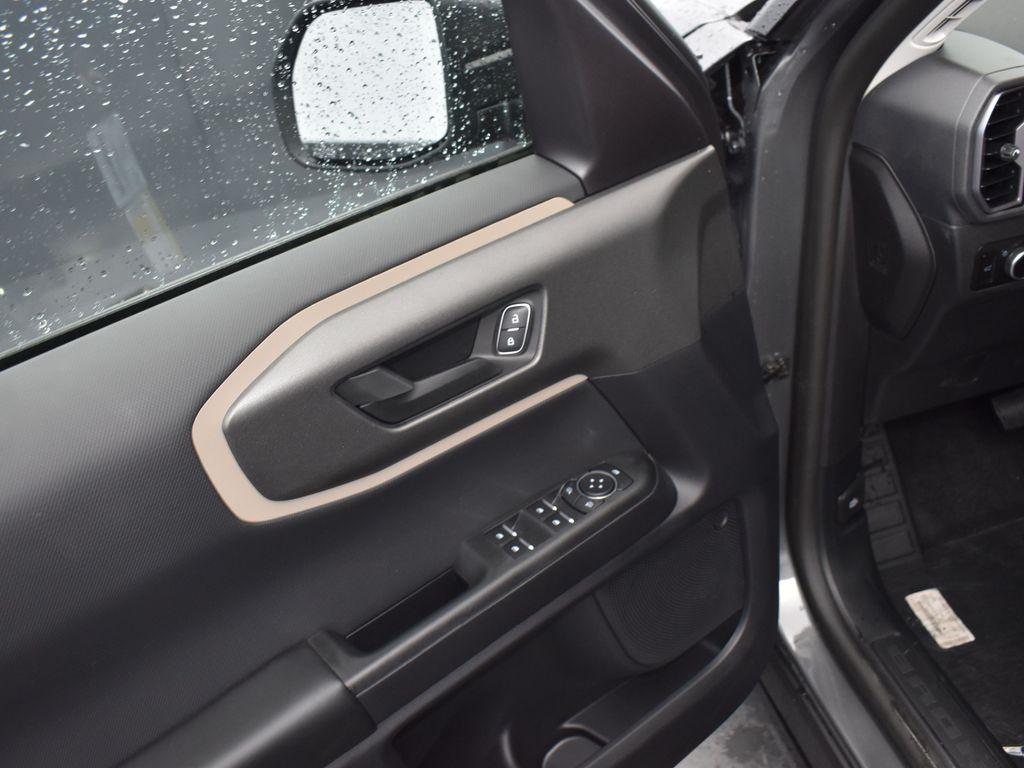 new 2025 Ford Bronco Sport car, priced at $27,991