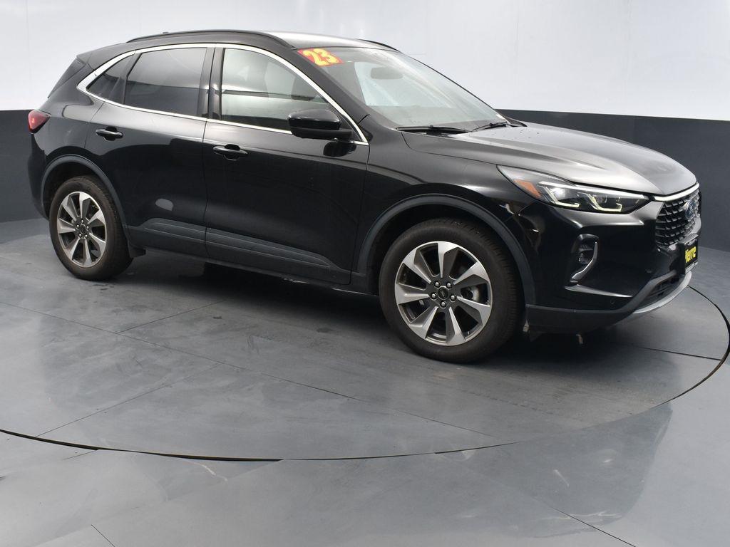 used 2023 Ford Escape car, priced at $23,367