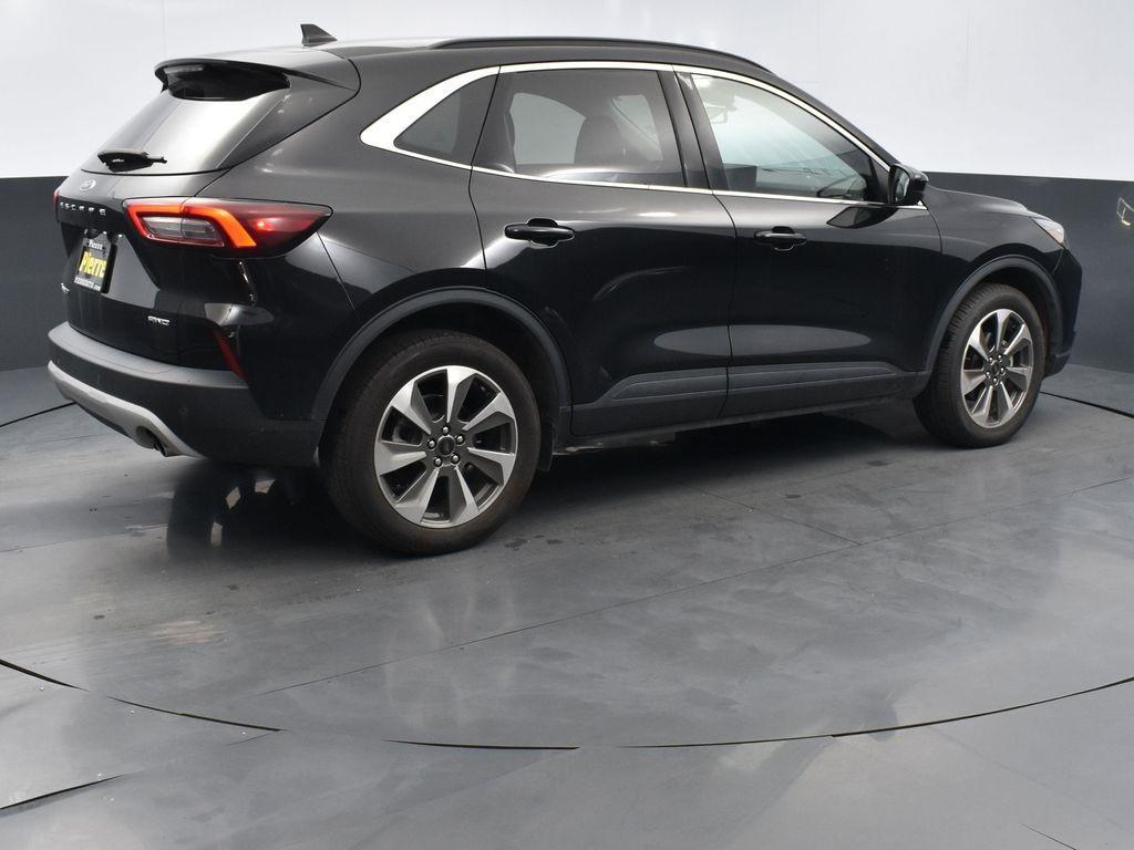 used 2023 Ford Escape car, priced at $23,367
