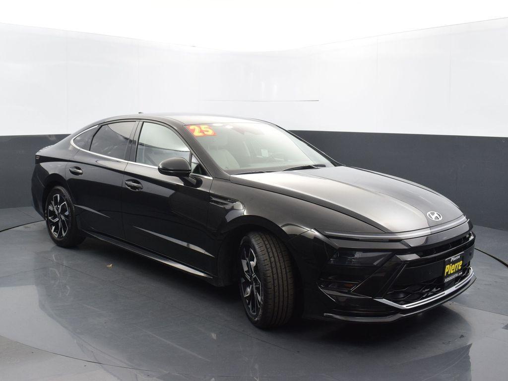 used 2025 Hyundai Sonata car, priced at $22,409